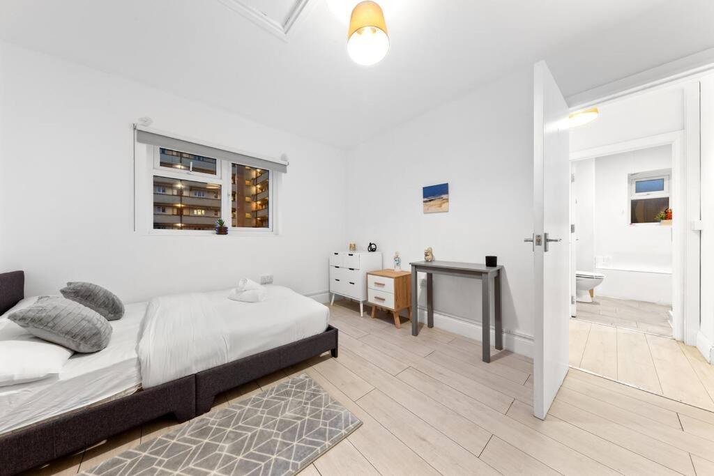Holiday Home Near Kings Cross Sleep 12 Sp7 Londres Exterior foto