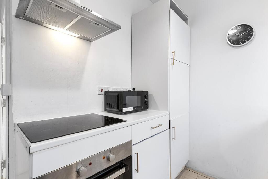 Holiday Home Near Kings Cross Sleep 12 Sp7 Londres Exterior foto